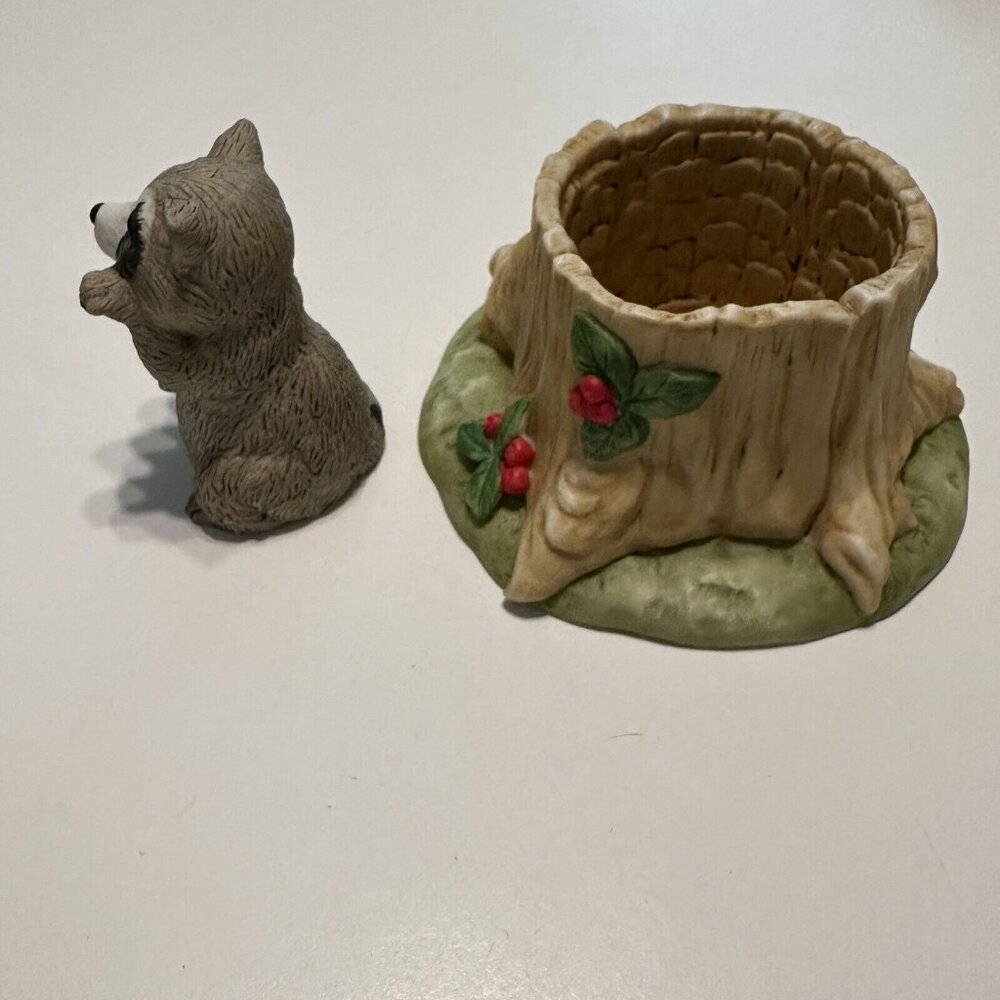 Franklin Mint Woodland Surprises Figure Raccoon  Jacqueline B Smith 1984 - Picture 6 of 7